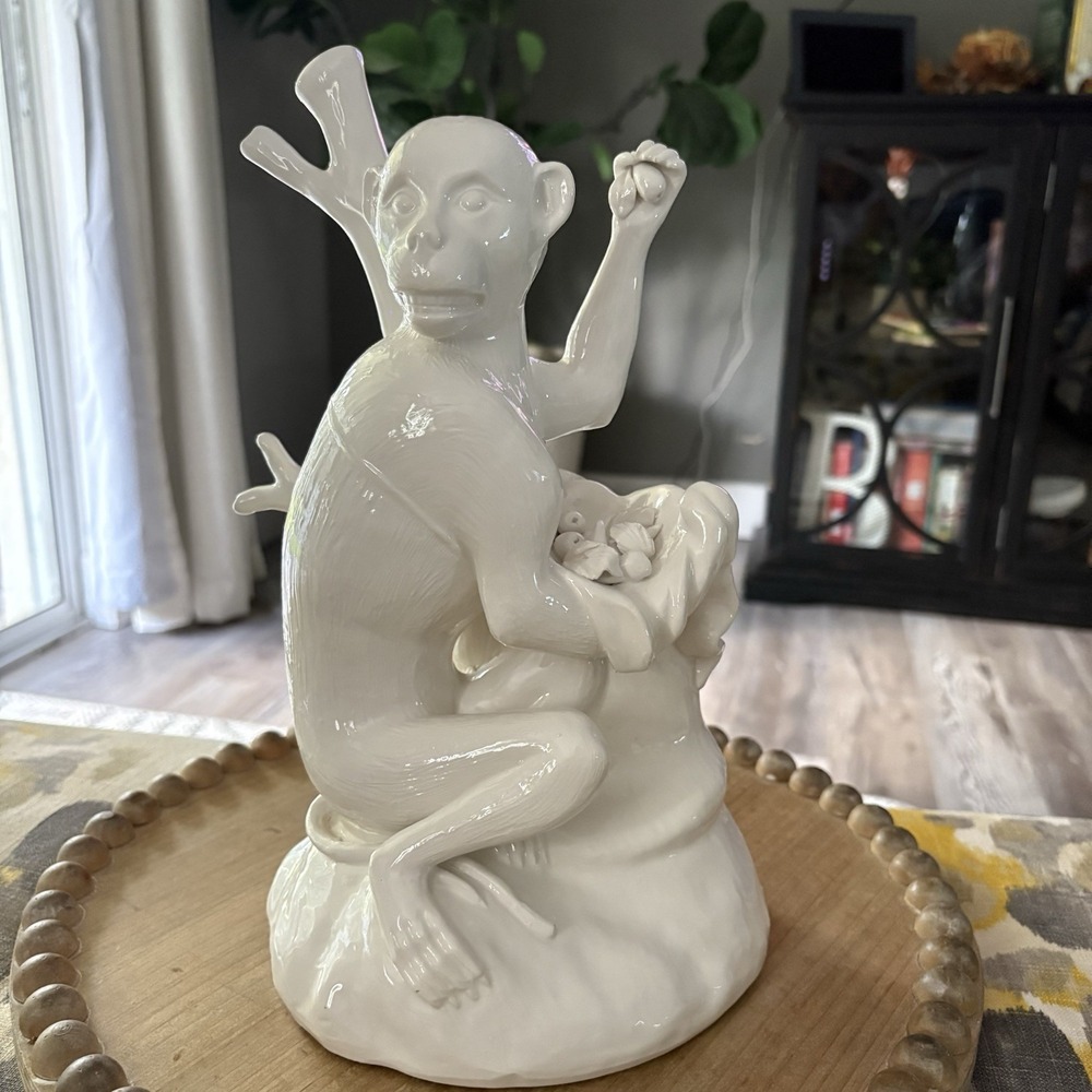 Vintage Ceramic White Italian Monkey 1970's Elvis Presley